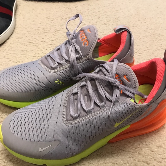 Air Max 720 - Picture 2 of 2